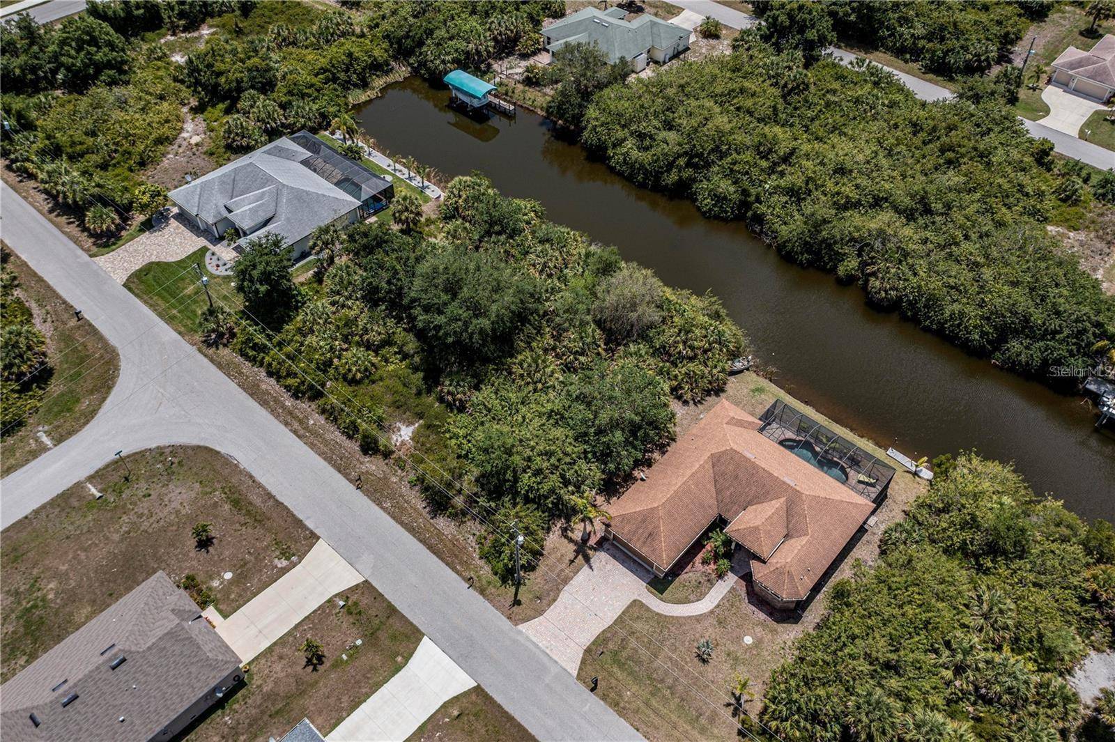 Port Charlotte, FL 33981,13958 ALLAMANDA CIR