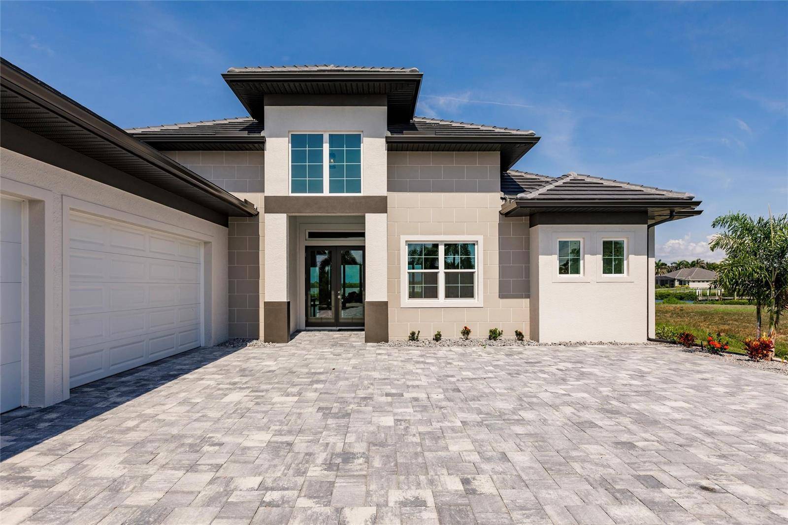 Port Charlotte, FL 33948,5061 COLLINGSWOOD BLVD