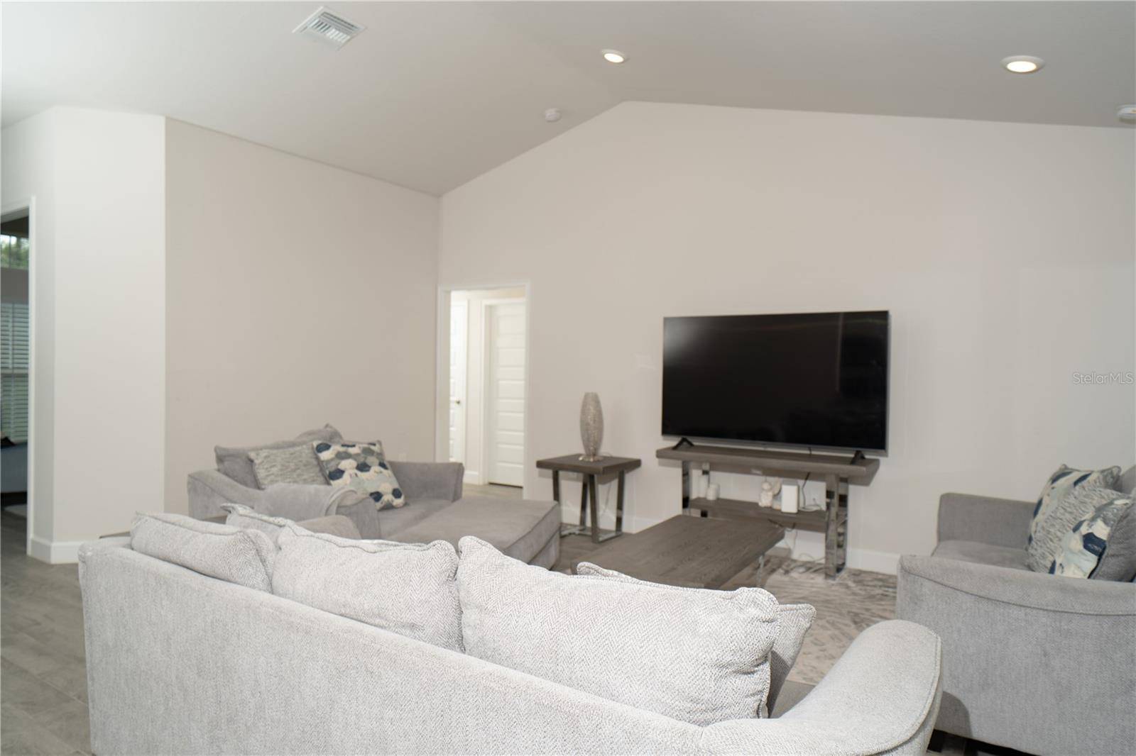 North Port, FL 34286,2858 PARLAY LN