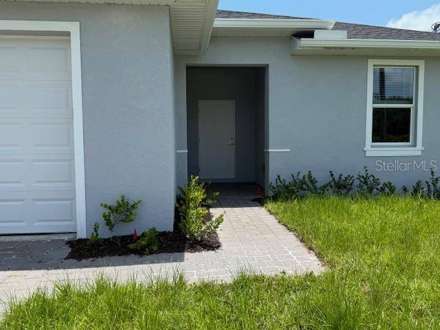 Rotonda West, FL 33947,207 BAYTREE DR