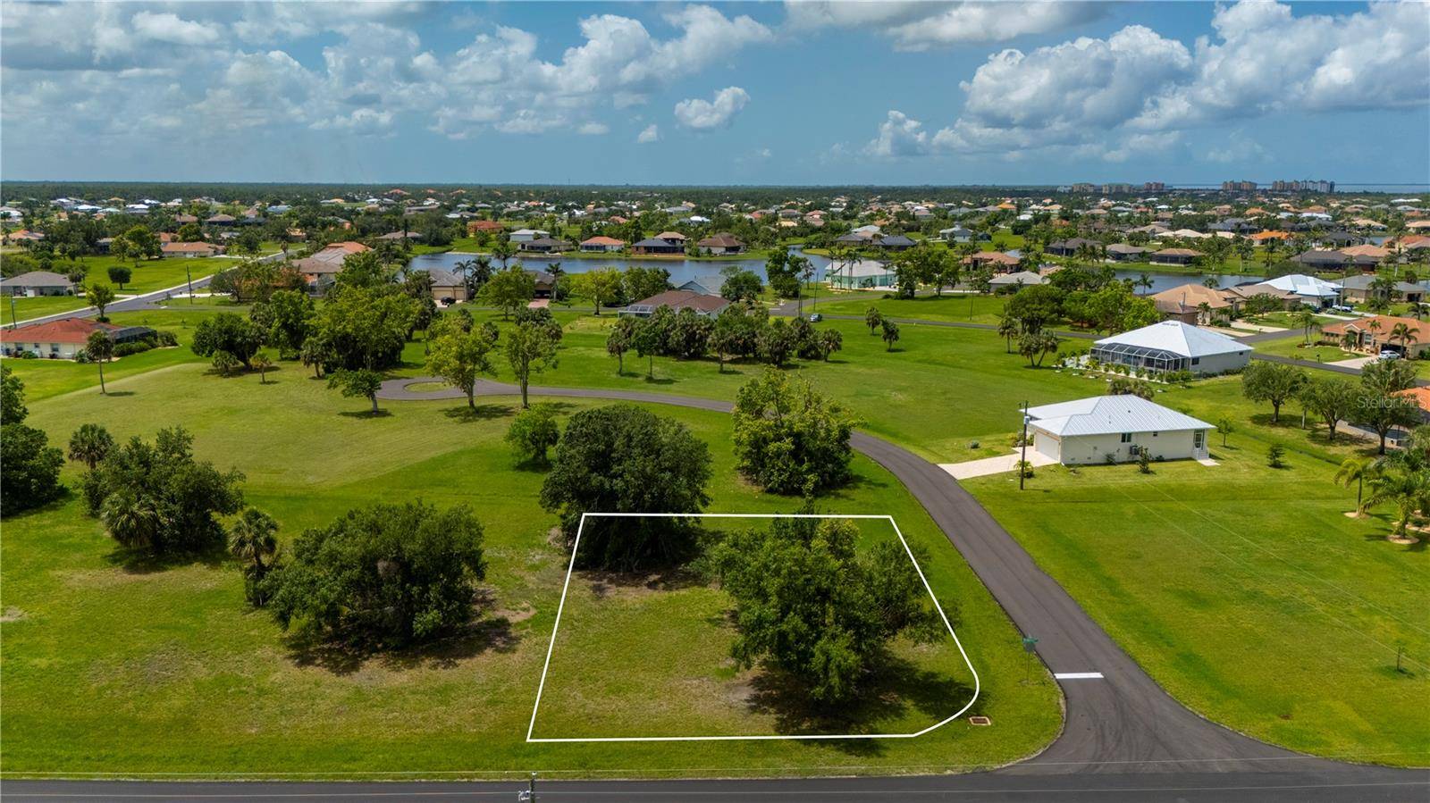 Punta Gorda, FL 33955,16842 ACAPULCO RD