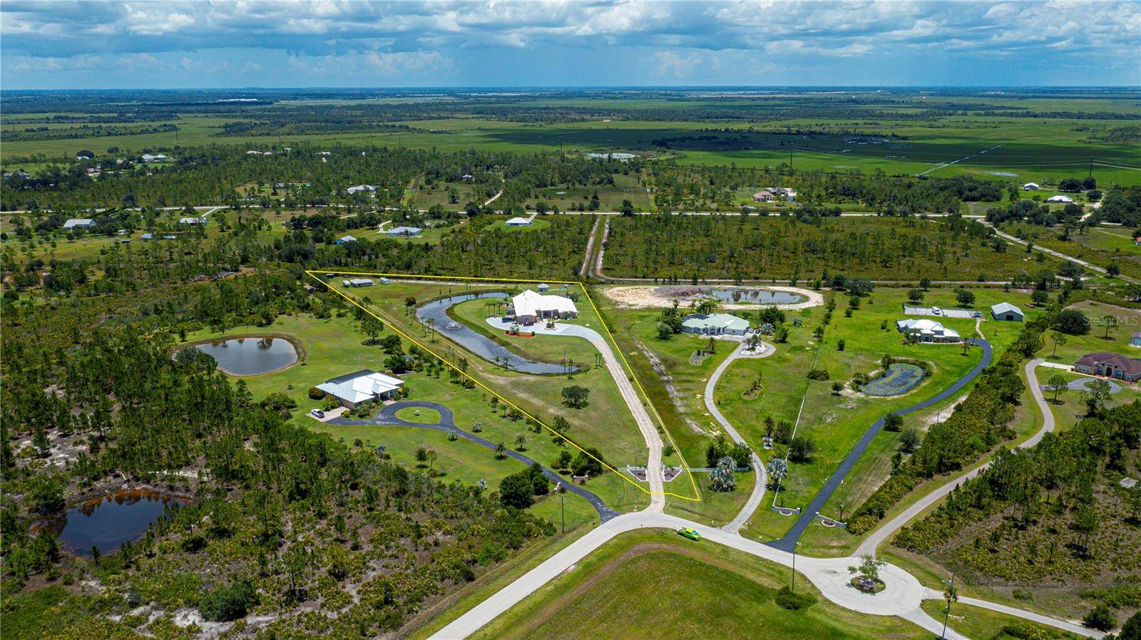 Punta Gorda, FL 33982,17400 WHITE WATER CT