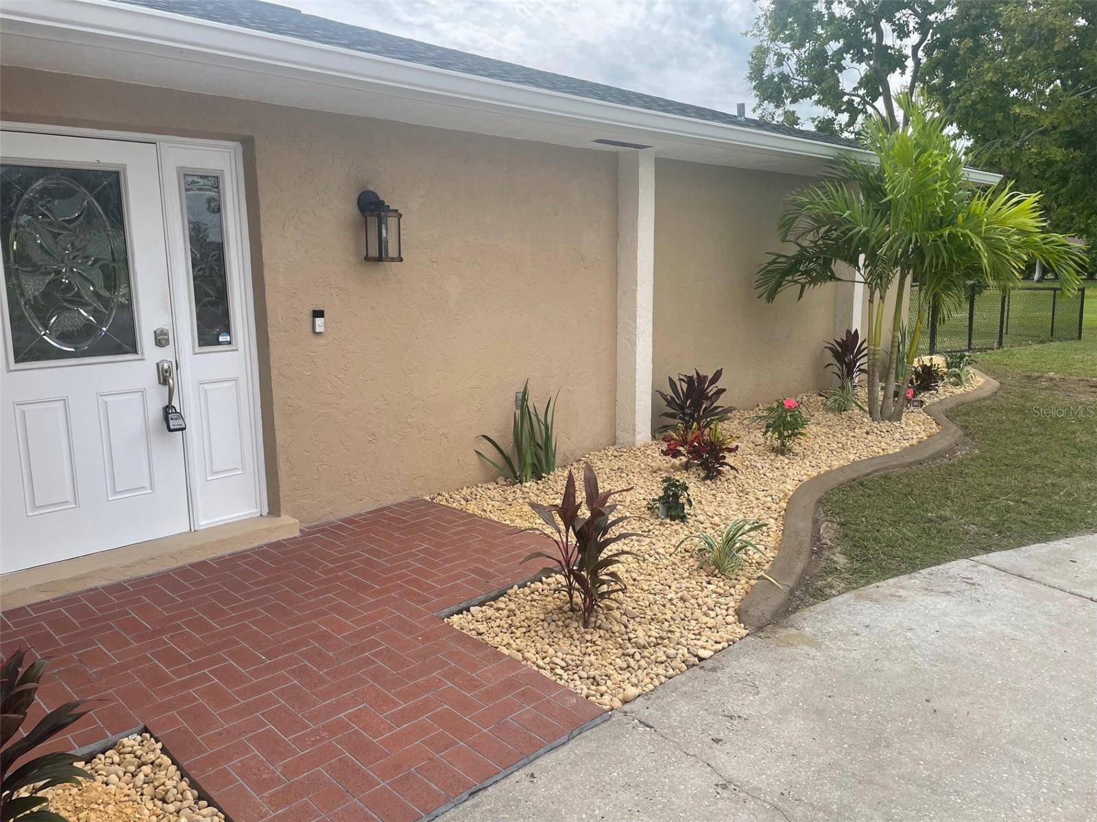 Punta Gorda, FL 33983,26129 MADRAS CT