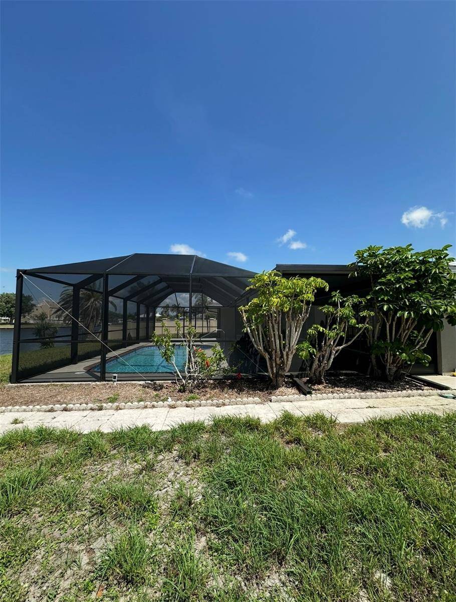 Port Charlotte, FL 33952,342 SEVERIN RD SE