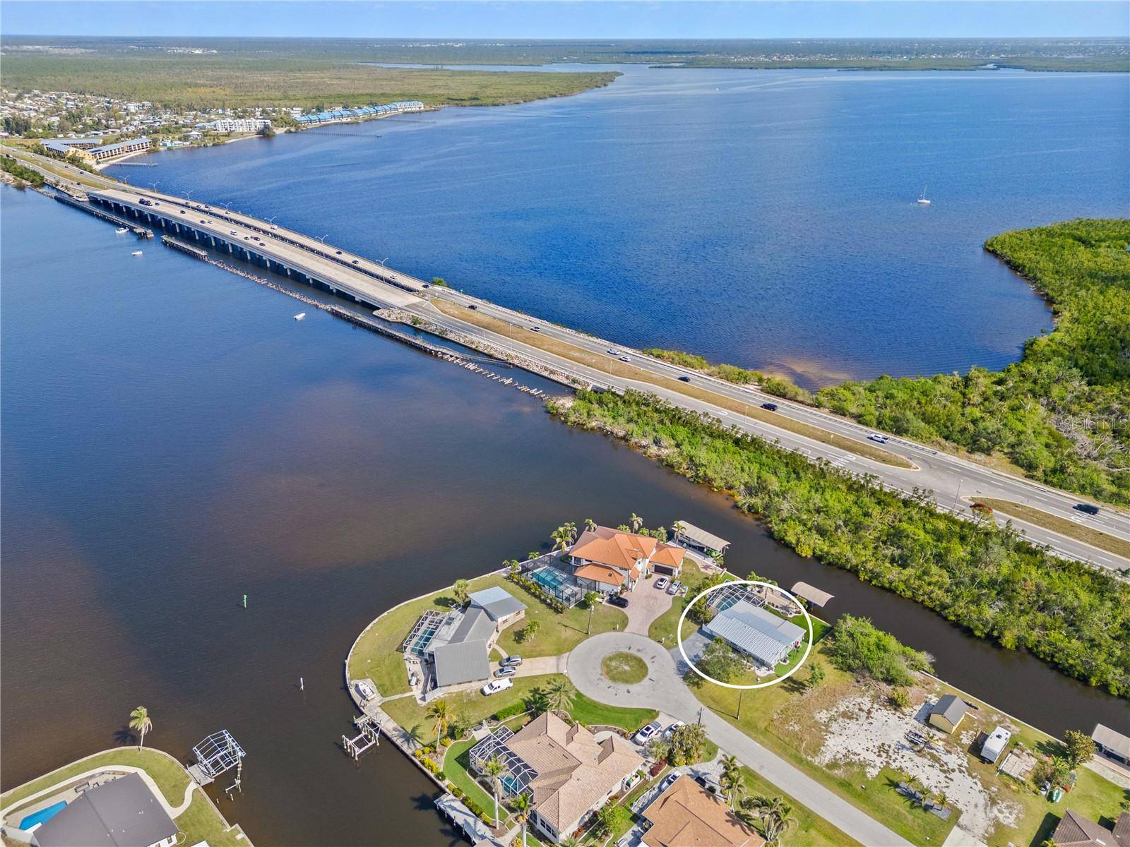 Port Charlotte, FL 33981,5196 EARLY TER