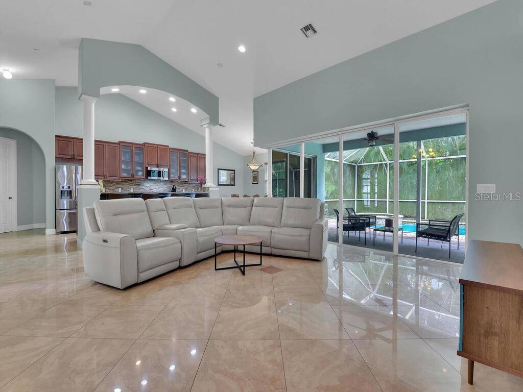 Fort Myers, FL 33905,3847 HOPEVALE ST
