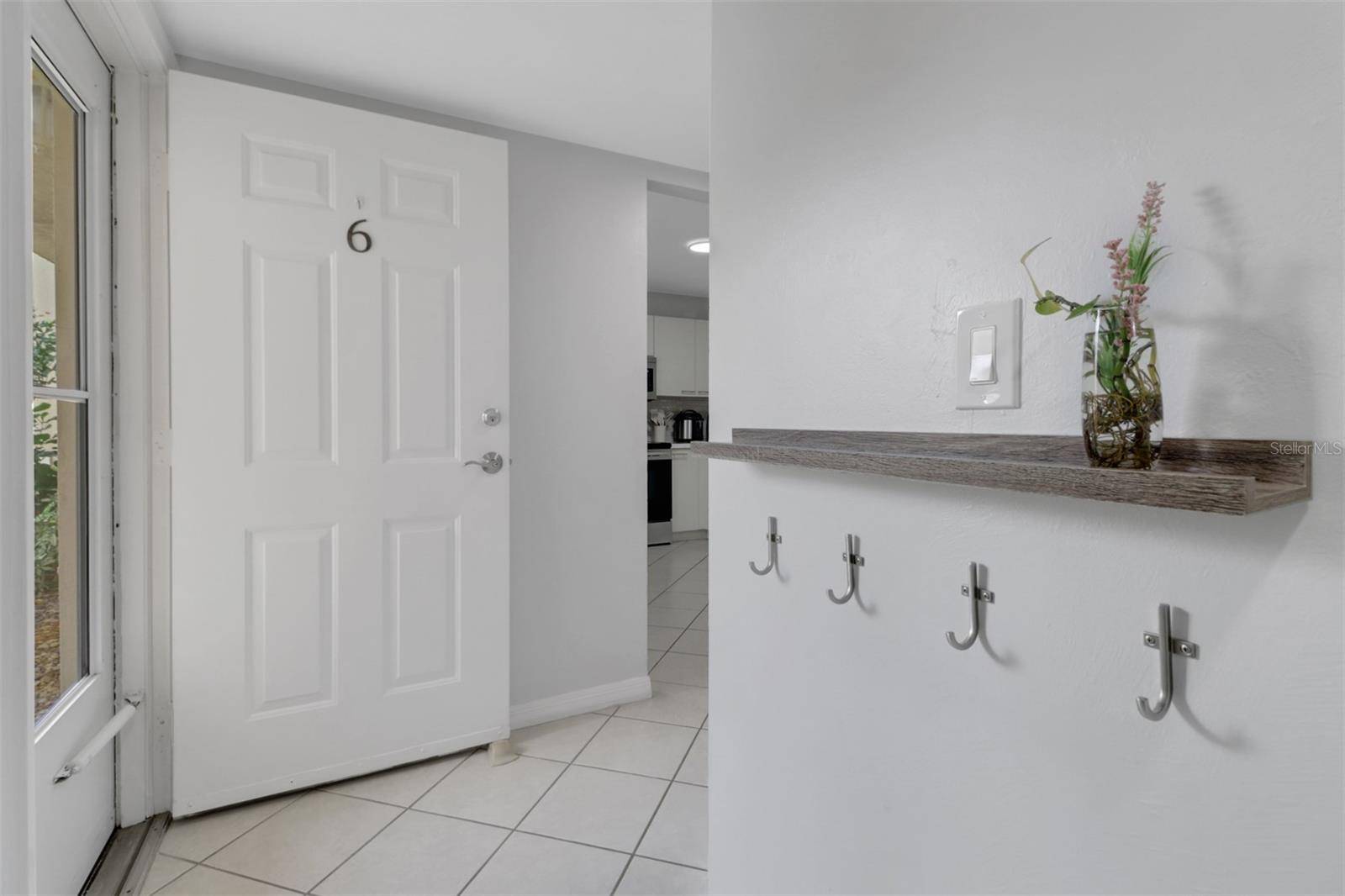 Naples, FL 34104,196 FURSE LAKES CIR #A6