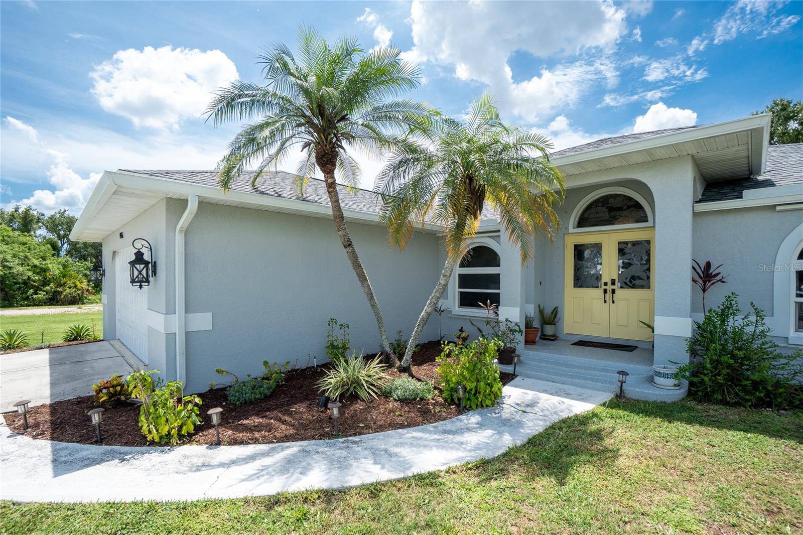Port Charlotte, FL 33948,976 GREAT FALLS TER NW