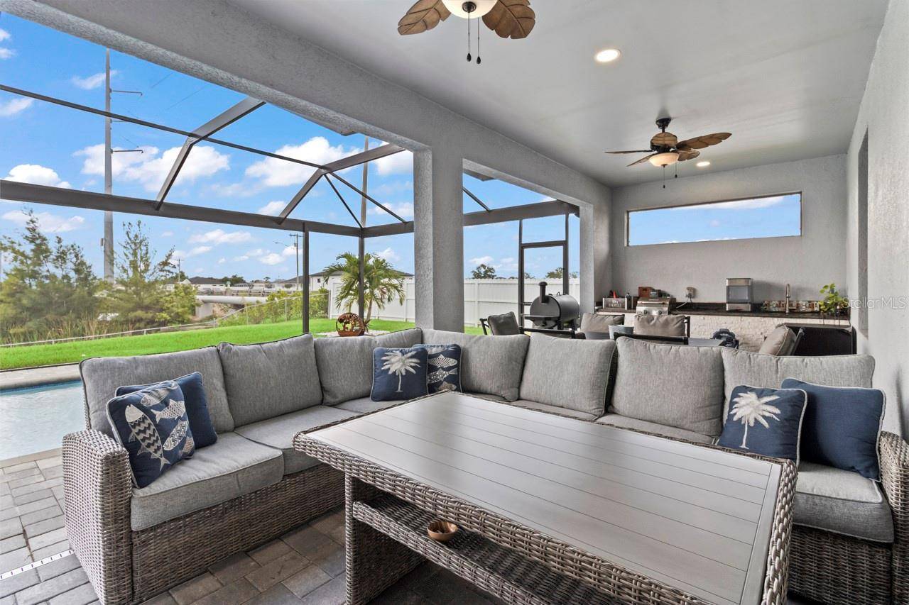 Cape Coral, FL 33993,1 NW 8TH TER
