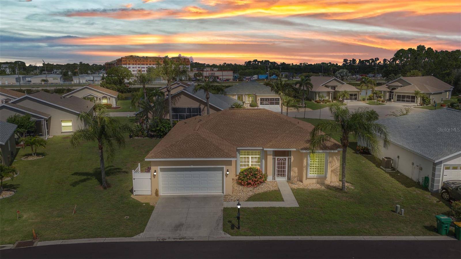 Punta Gorda, FL 33980,1605 PALACE CT