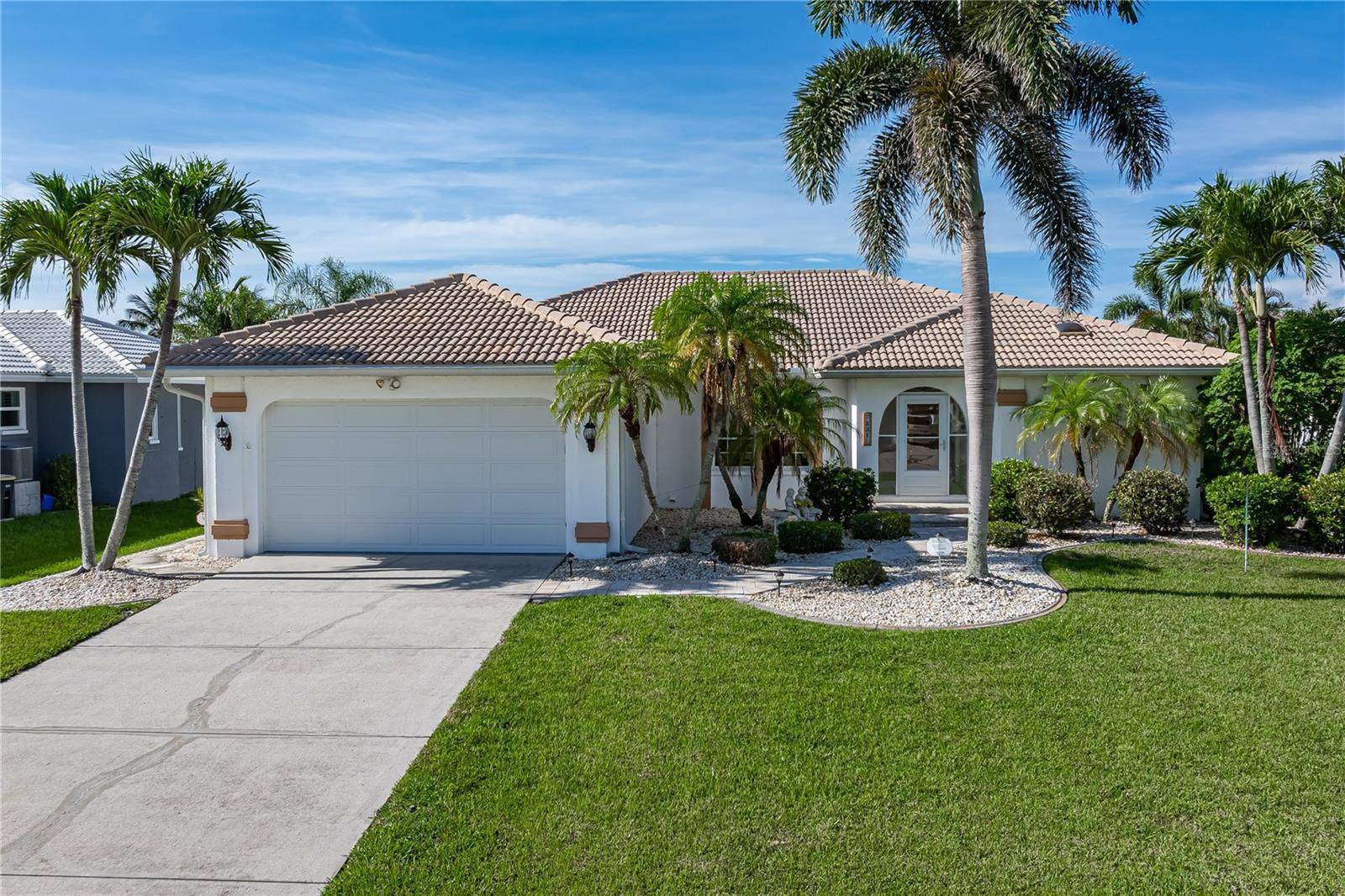 Punta Gorda, FL 33950,531 MADRID BLVD