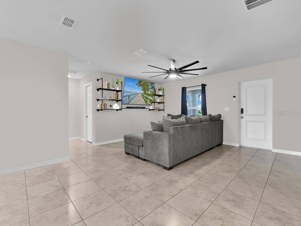 Cape Coral, FL 33993,514 NW 11TH TER