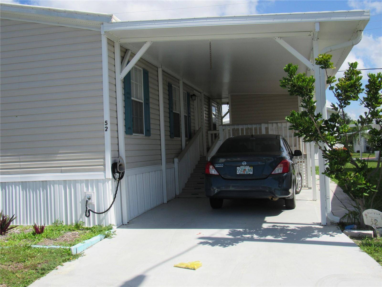 Punta Gorda, FL 33950,10101 BURNT STORE RD #52