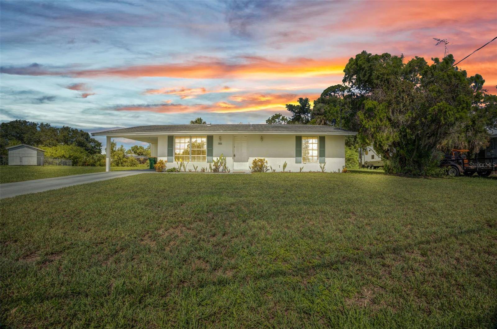 Port Charlotte, FL 33948,769 CRESTVIEW CIR NW