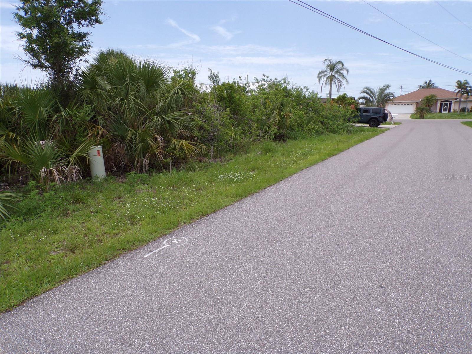 Port Charlotte, FL 33981,10266 LOBELIA PL