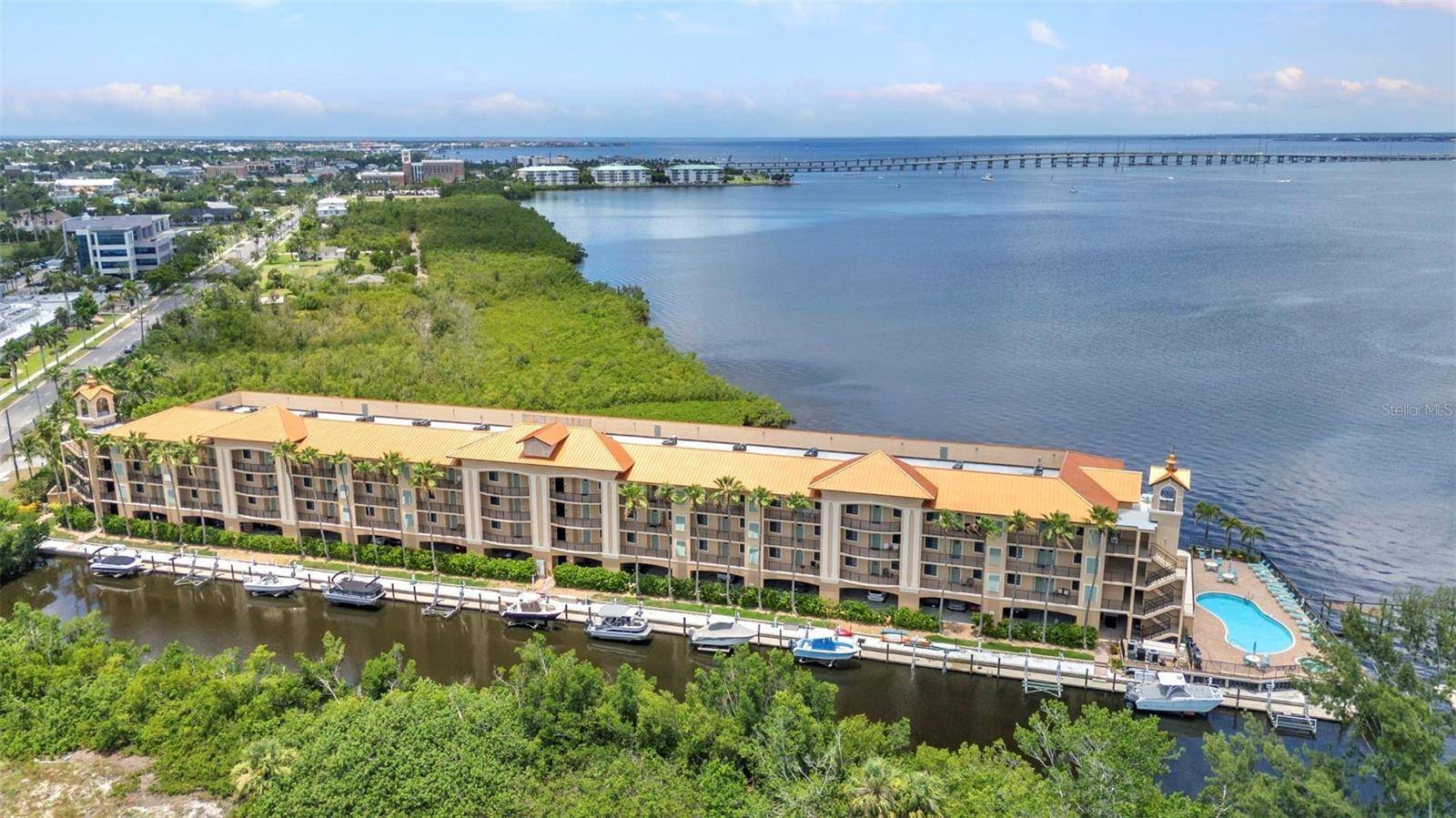 Punta Gorda, FL 33950,900 E MARION AVE #1403