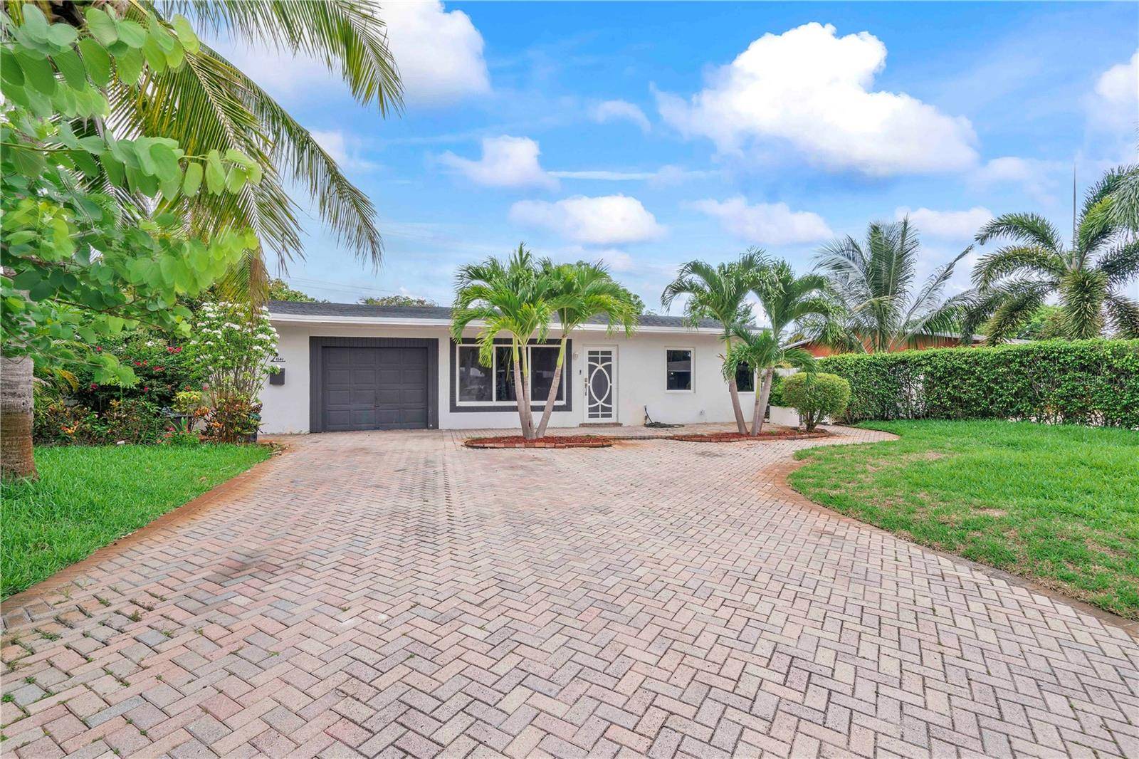 Pompano Beach, FL 33064,1541 NE 32ND PL