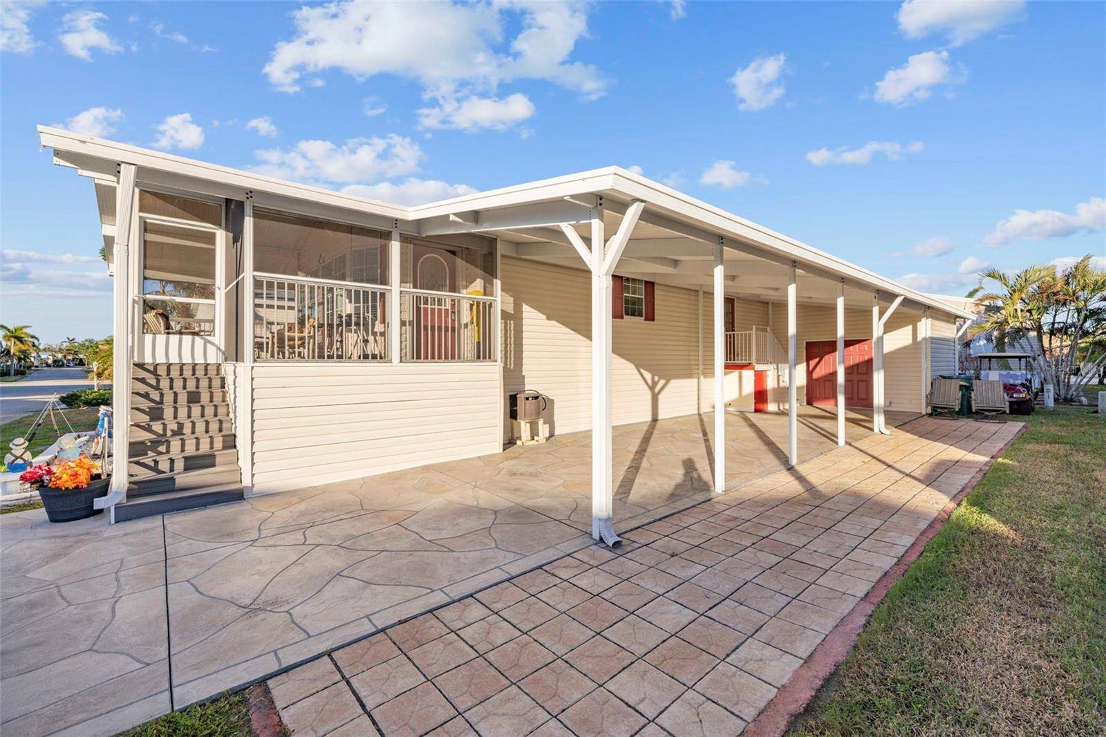 Punta Gorda, FL 33950,27 FREEMAN AVE
