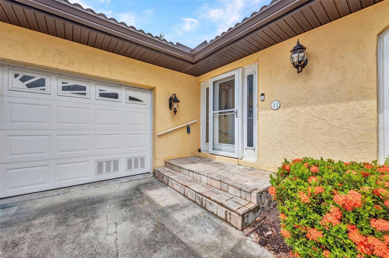 Punta Gorda, FL 33950,33 OCEAN DR