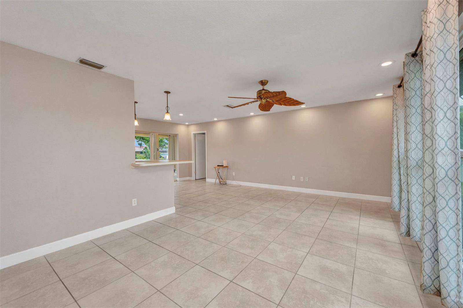 Punta Gorda, FL 33950,33 OCEAN DR
