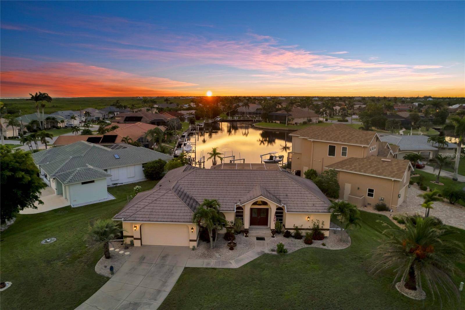 Punta Gorda, FL 33950,574 MACEDONIA DR