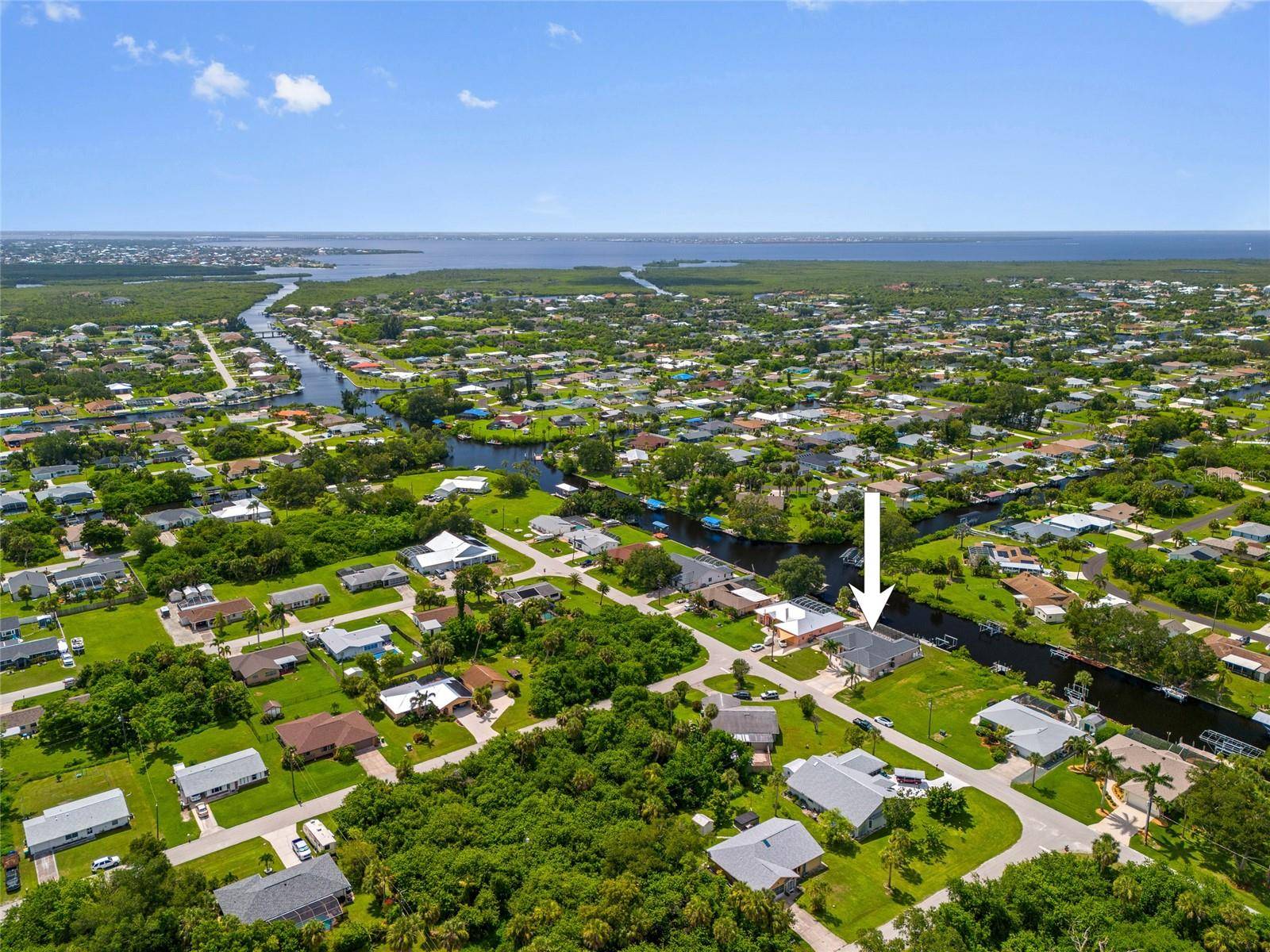 Port Charlotte, FL 33948,18649 KLINGLER CIR