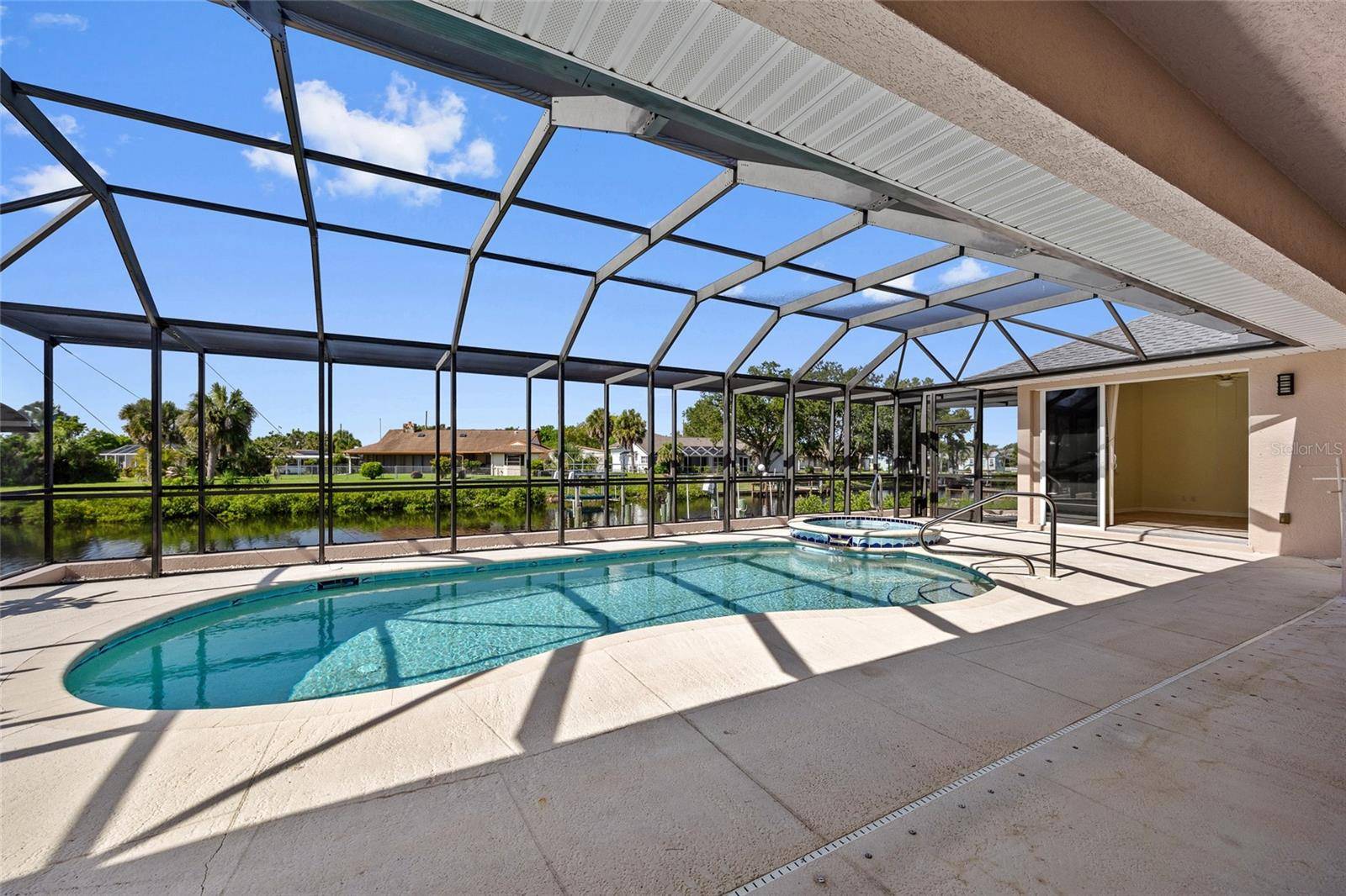 Port Charlotte, FL 33948,18649 KLINGLER CIR