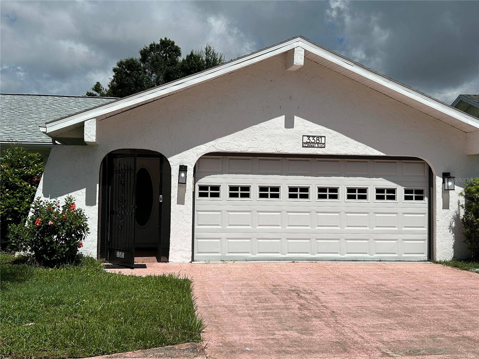 Port Charlotte, FL 33952,3381 CONWAY BLVD