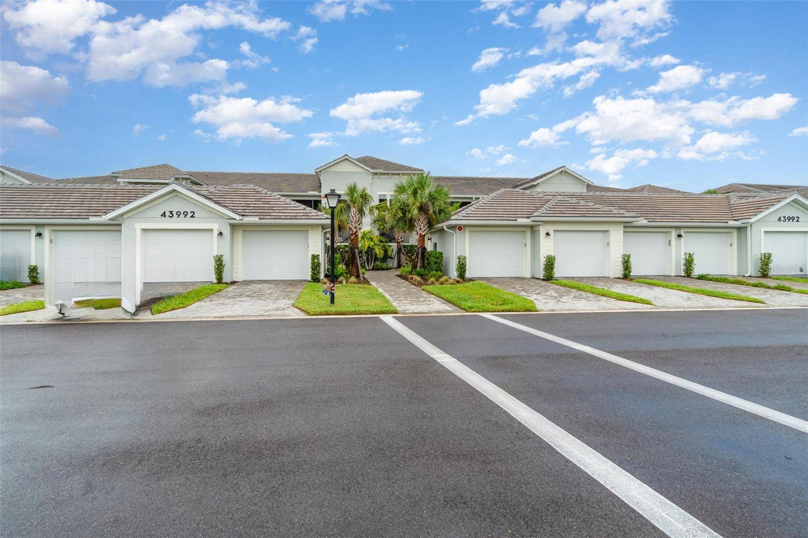 Punta Gorda, FL 33982,43992 BOARDWALK LOOP #1526