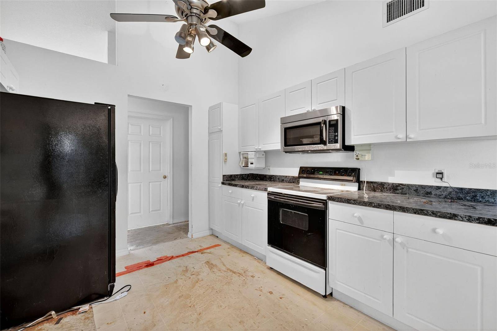 Grand Island, FL 32735,36703 SUNDANCE DR