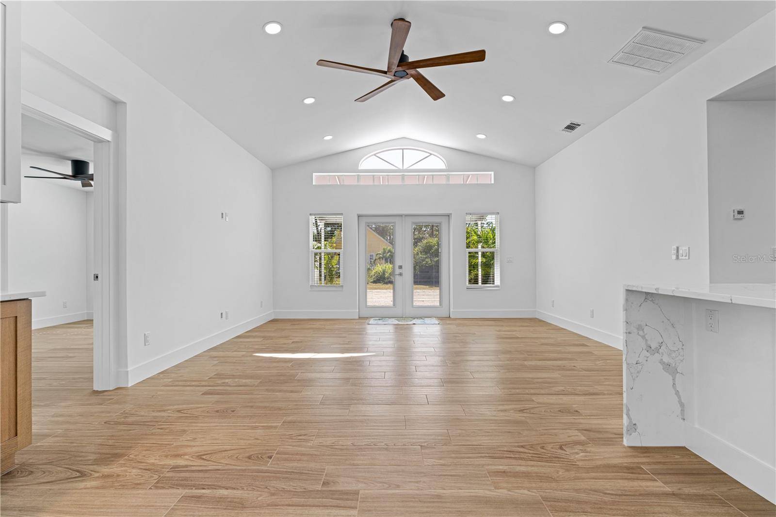 Englewood, FL 34223,1871 BRIDGE ST