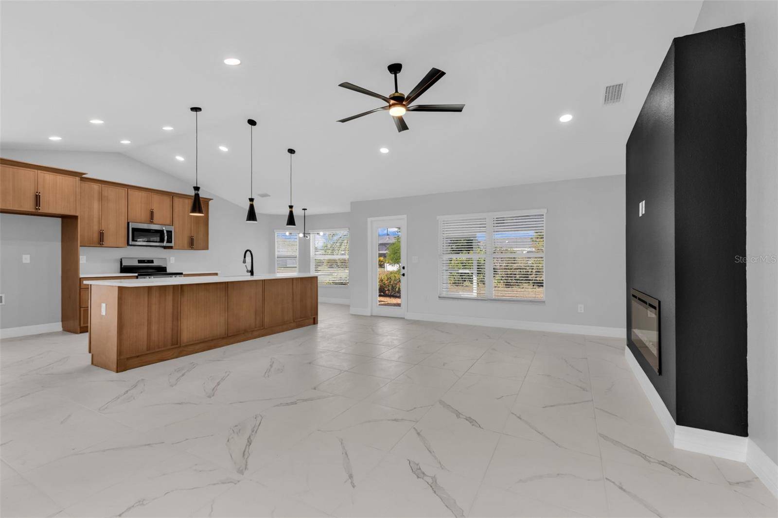 Punta Gorda, FL 33983,2247 HAMBURG LN