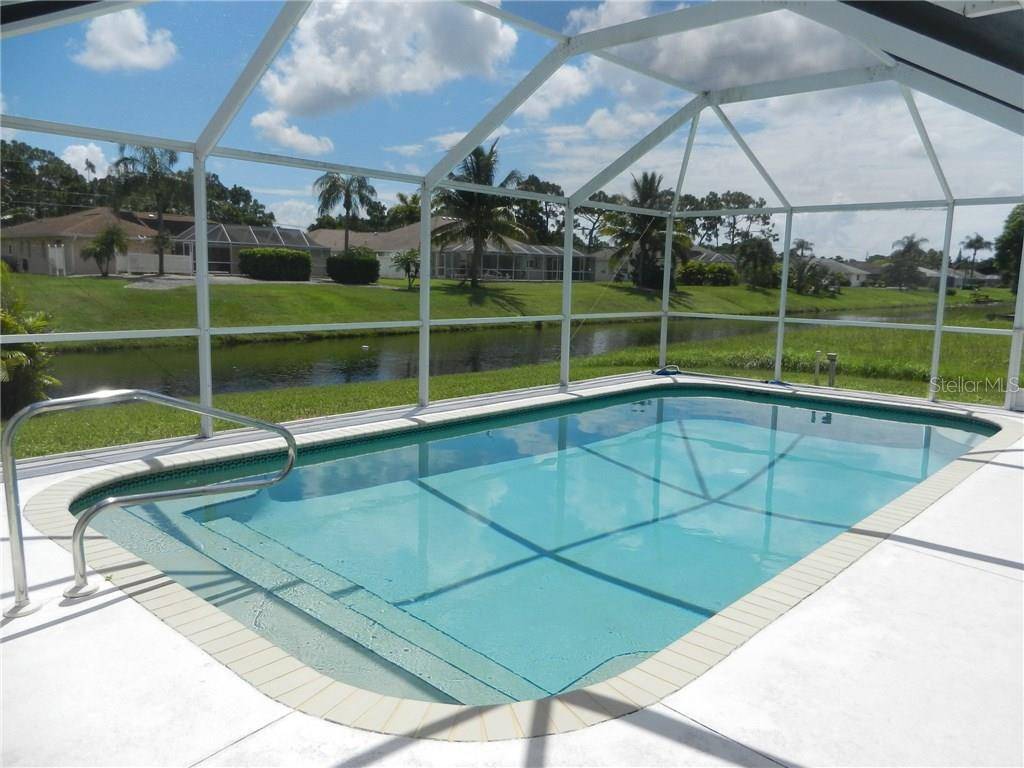 Rotonda West, FL 33947,80 MARINER LN