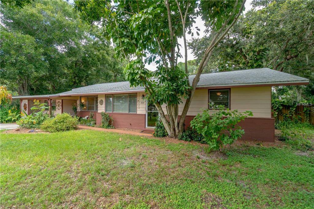 Nokomis, FL 34275,208 MYRTLE AVE