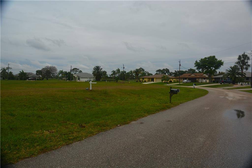 Rotonda West, FL 33947,19 BUNKER TER