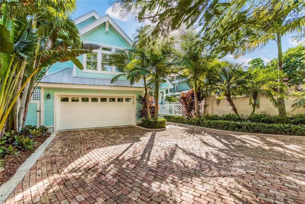 Boca Grande, FL 33921,411 ROCK DOVE DRIVE