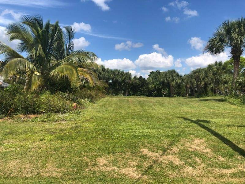 Rotonda West, FL 33947,89 WHITE MARSH LN