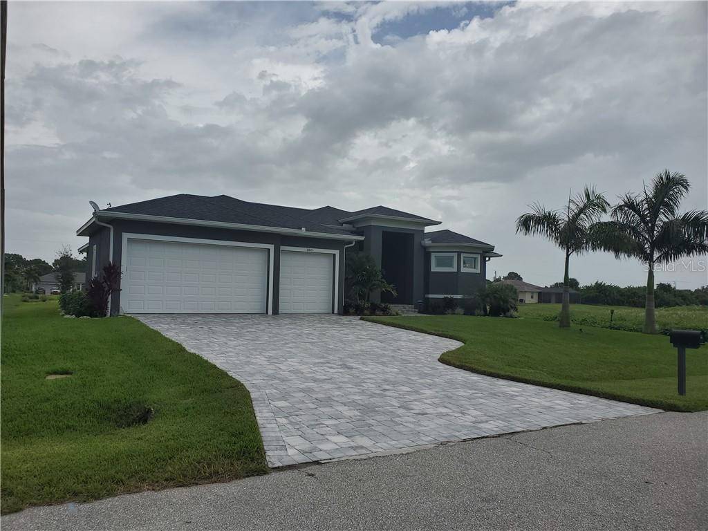 Rotonda West, FL 33947,181 W PINE VALLEY LN