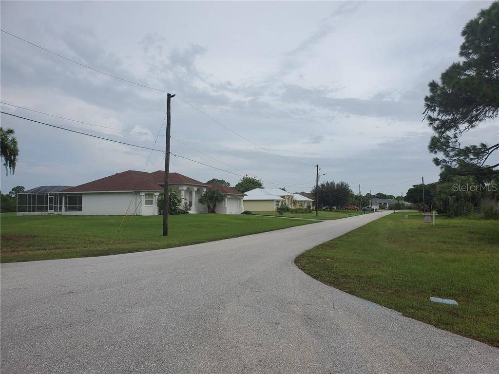 Rotonda West, FL 33947,20 TEE VIEW CT