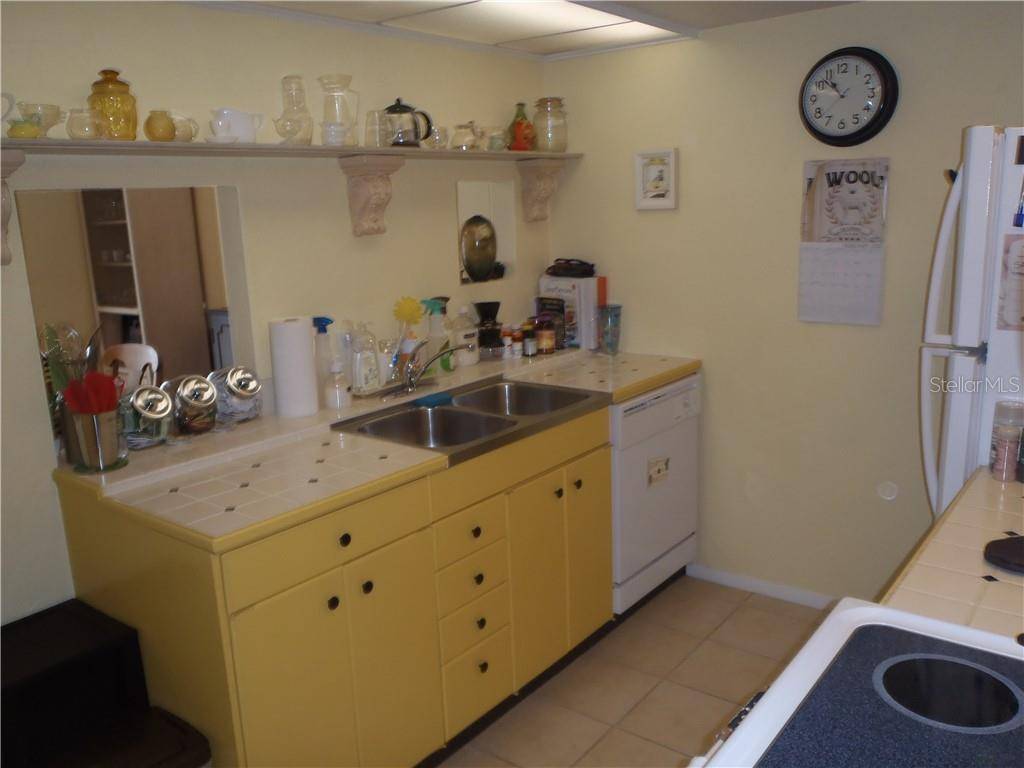 Venice, FL 34293,168 CIRCLEWOOD DR #102