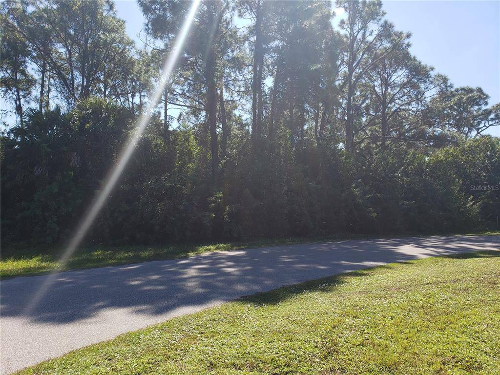 Rotonda West, FL 33947,130 AUSTRALIAN DR