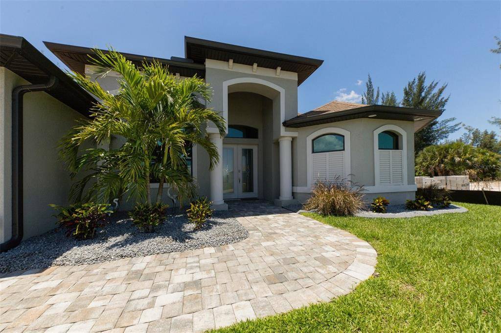 Port Charlotte, FL 33981,15336 LAKELAND CIR