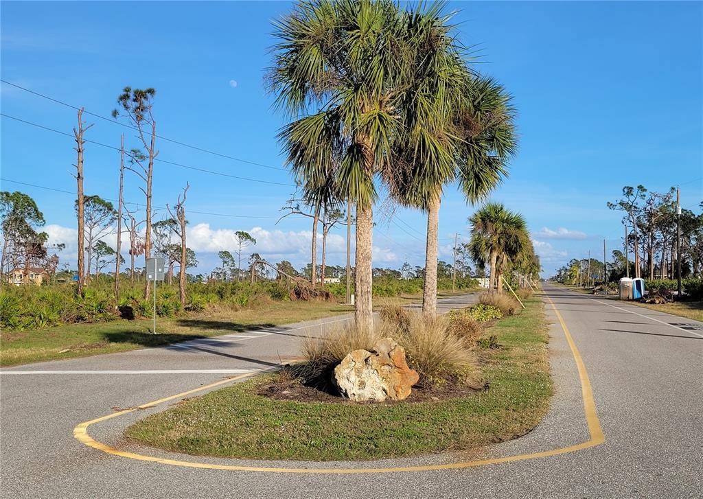 Placida, FL 33946,8 BIGHT LN