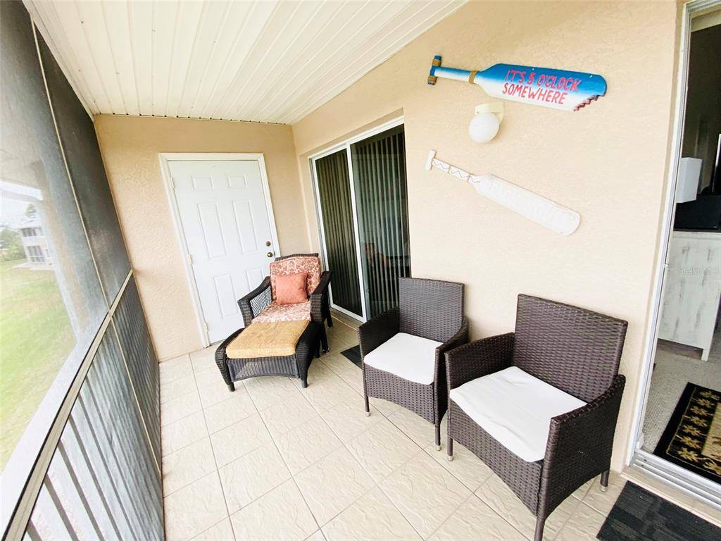 Rotonda West, FL 33947,9700 FIDDLERS GREEN CIR #219