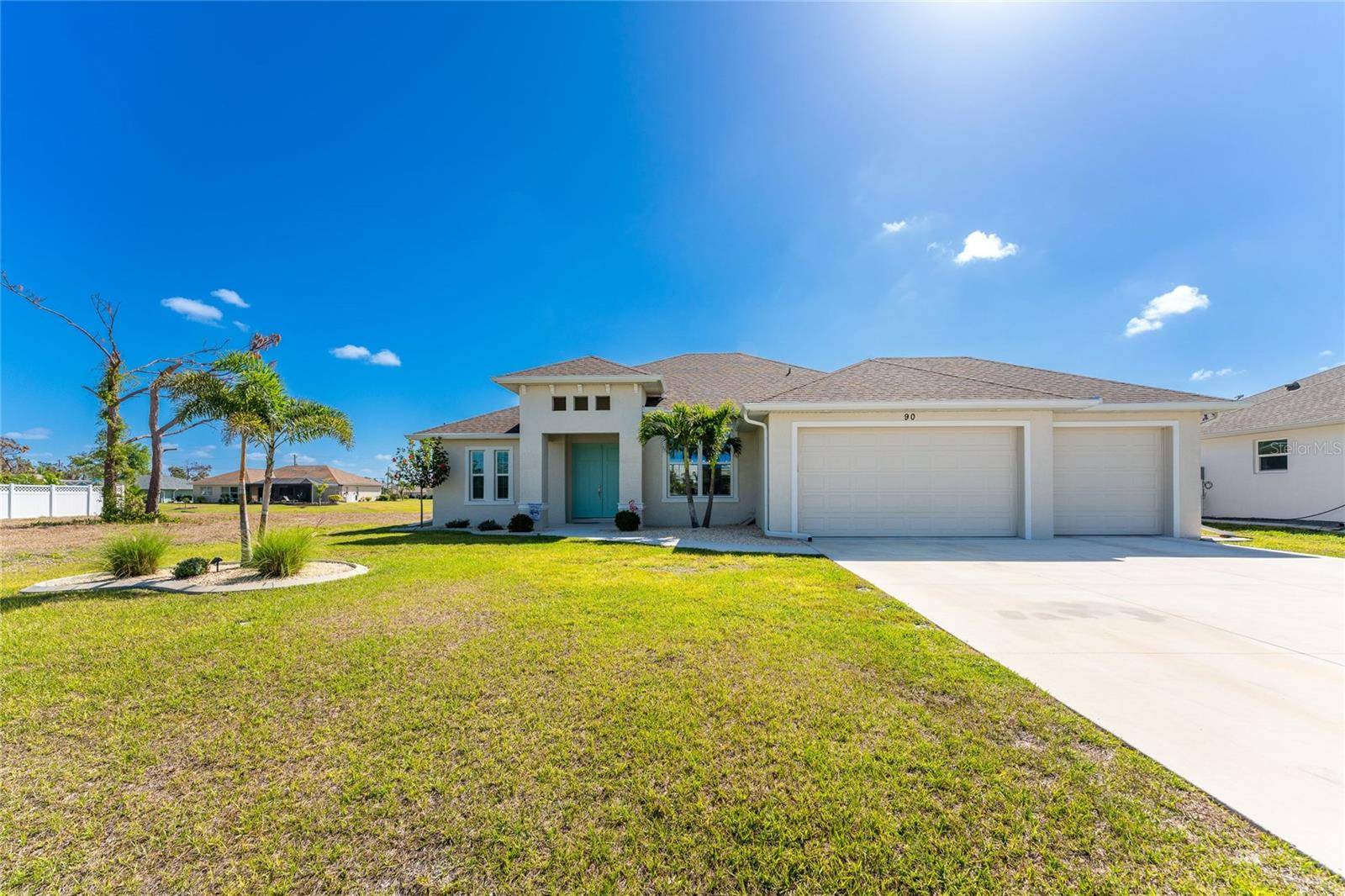 Rotonda West, FL 33947,90 BROADMOOR LN