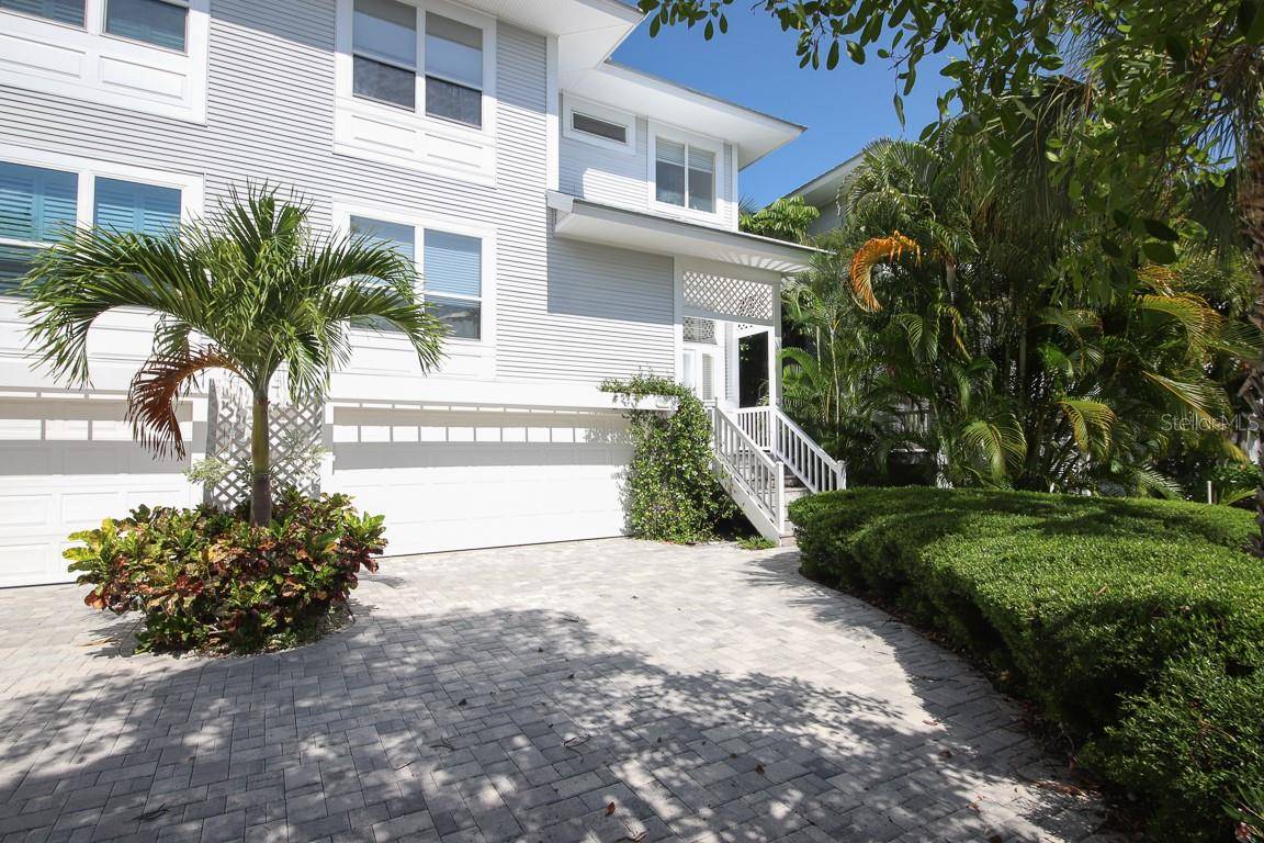 Boca Grande, FL 33921,756 BEACH VIEW DR