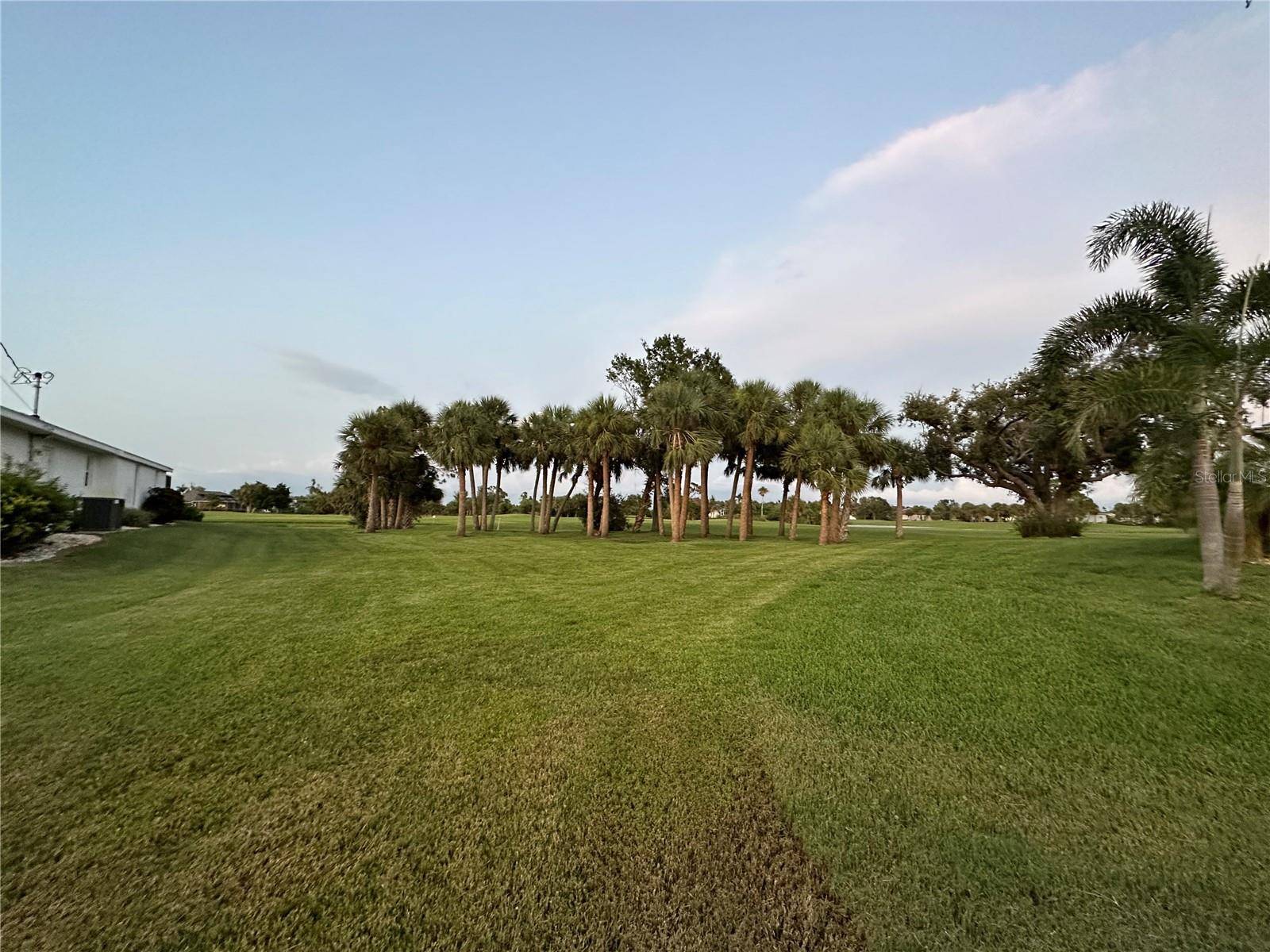 Rotonda West, FL 33947,17 LONG MEADOW RD