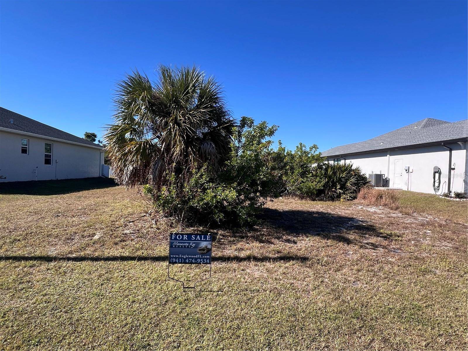 Rotonda West, FL 33947,341 BAYTREE DR