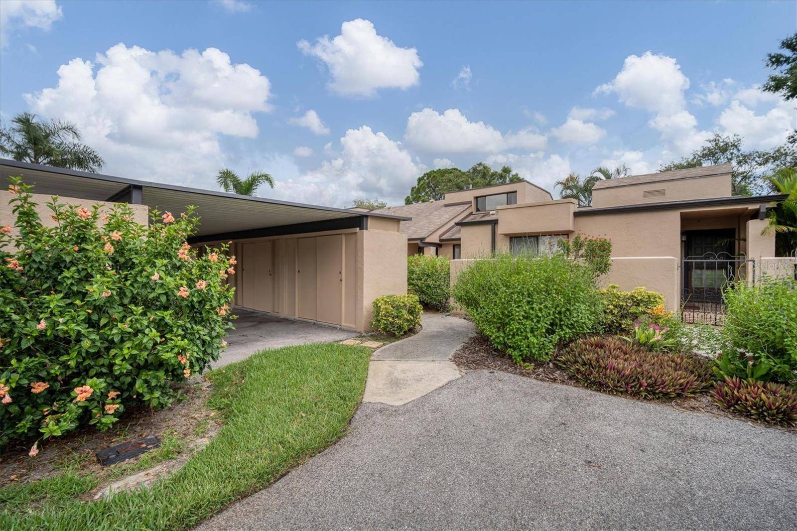 Sarasota, FL 34235,5261 MYRTLE WOOD #31