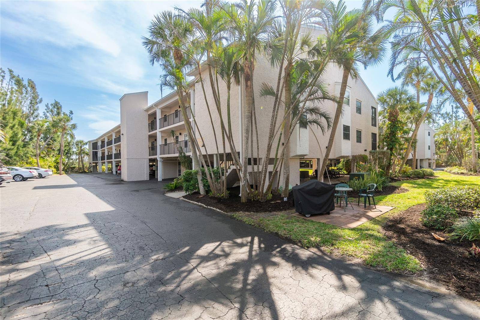 Englewood, FL 34223,2700 N BEACH RD #E108